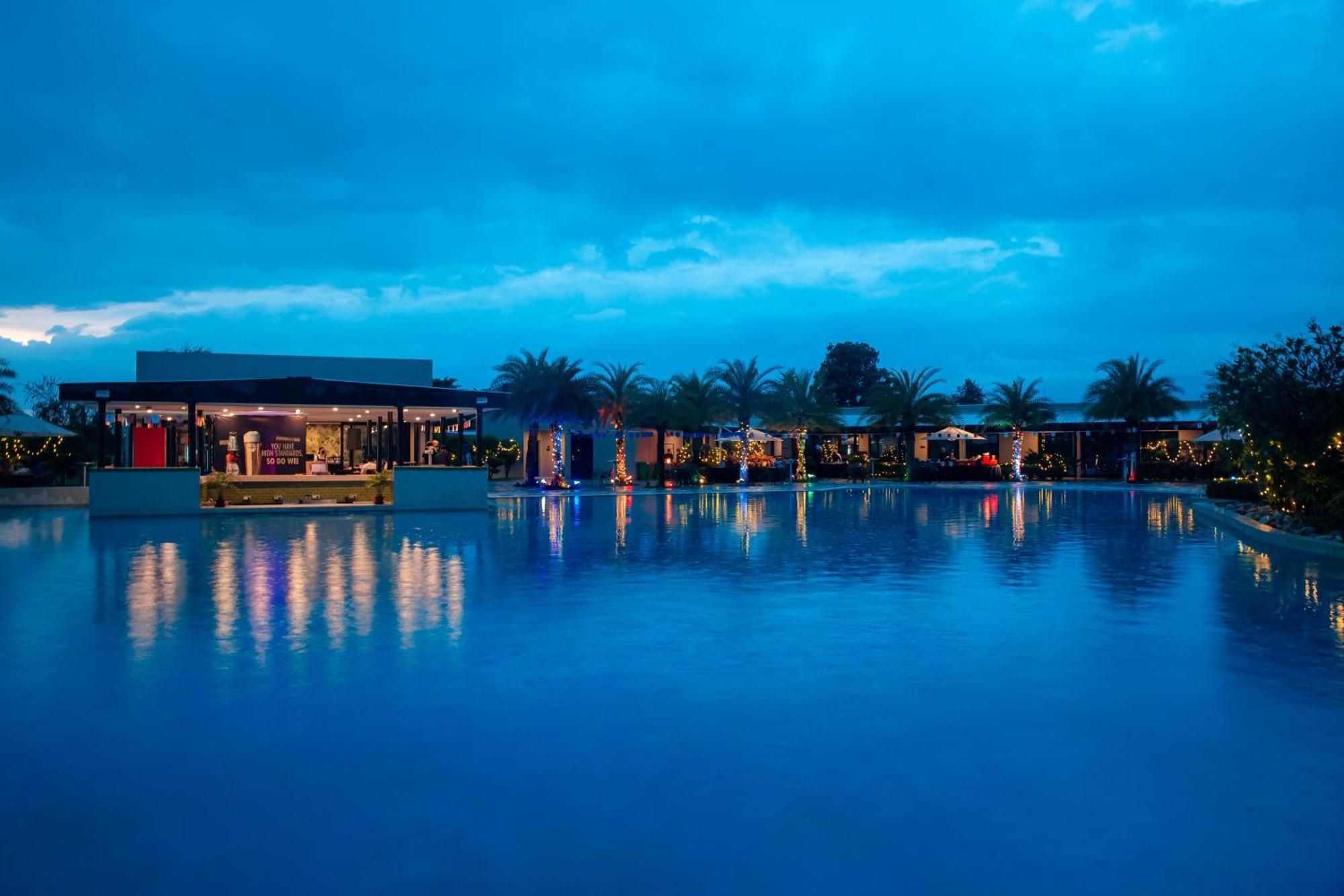 Tiger Palace Resort Bhairāhawā Exterior foto